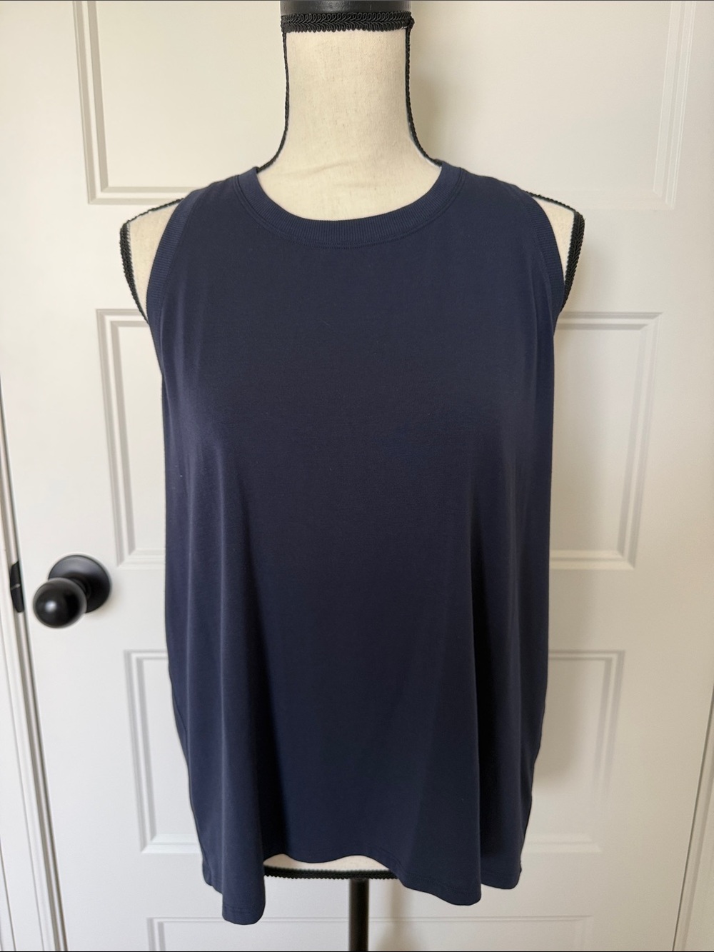 NWOT Athleta Ease In Tank
